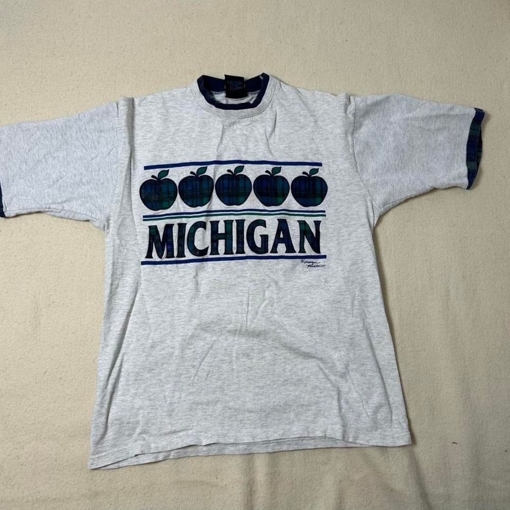 Michigan apple shirt -‎ single stitch, grey with navy blue trim Soffe